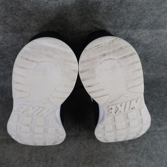 Nike Shoes Womens 9.5 Athletic Trainers Tanjun Sneakers Running Lifestyle Black - Picture 10 of 12